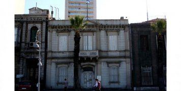 Απόπειρα εμπρησμού στο Προξενείο της Σμύρνης