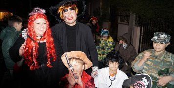 Το μασκάρεμα στα Θυμιανά είναι... οικογενειακή παράδοση