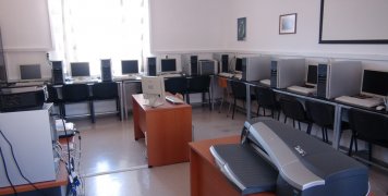 Στην Ακαδημία Πλοιάρχων