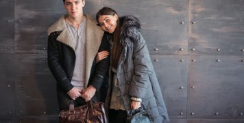 Coordinated style: Πώς να ταιριάξετε το ντύσιμο με το ταίρι σας χωρίς υπερβολές