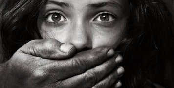 Μόλις το 1% των περιστατικών παιδικής κακοποίησης καταγγέλλεται στις Αρχές