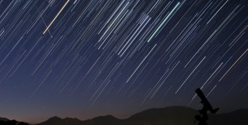 Διάττοντες