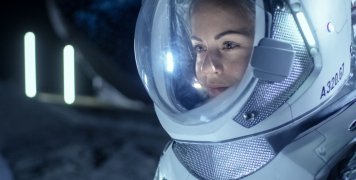 γυναίκα αστροναύτης