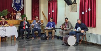 Από αριστερά, Σάκης Πιπίδης, Αργύρης Μαυρίκης, Θωμάς Παραδείσης, Δημήτρης Κοντός και Γιάννης Βούκουνας