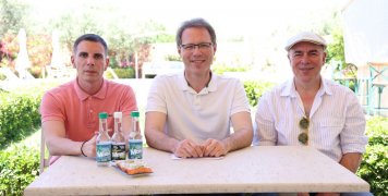 Ο Δημήτρης Γιαννιώδης, ο Christophe Corbier και ο Γιώργος Κοκκώνης, μιλούν για τις ανακαλυφθείσες ηχογραφήσεις του Hubert Pernot