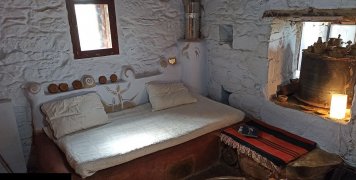 Κατηγορία: Mixed-use Design, Χάλκινο βραβείο (BRONZE), Tίτλος έργου: "Ανακαίνιση Μεσαιωνικής οικίας και προσθήκη εργαστηρίου γλυπτικής και κεραμικής στη Βολισσό Χίου" Κατηγορία: Mixed-use Design, Χάλκινο βραβείο (BRONZE), Tίτλος έργου: "Ανακαίνιση Μεσαιωνικής οικίας και προσθήκη εργαστηρίου γλυπτικής και κεραμικής στη Βολισσό Χίου"