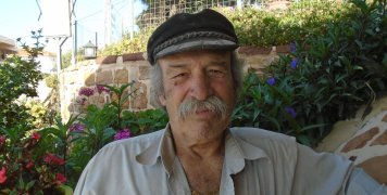 Έφυγε από τη ζωή ο Μανώλης Κωνσταντάς