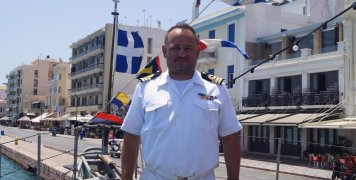 ο Κυβερνήτης της πυραυλακάτου "Σιμιτζόπουλος" ο Κυβερνήτης της πυραυλακάτου "Σιμιτζόπουλος"