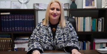 Project Happiness: Η γλώσσα επικοινωνίας με τα παιδιά από την Μαρία Τσικουδή Καλαγκιά Project Happiness: Η γλώσσα επικοινωνίας με τα παιδιά από την Μαρία Τσικουδή Καλαγκιά