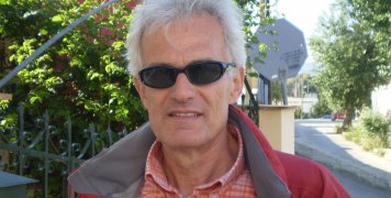 Γιώργος Χαλάτσης Γιώργος Χαλάτσης