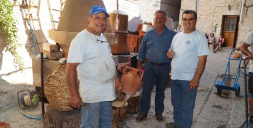 Αντε στην υγειά μας