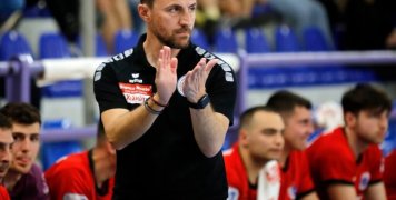 Ο Προπονητής Σάκης Βαλαβάνης