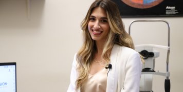 Project Happiness: Η μυωπία, από την Άννα Κώστογλου Project Happiness: Η μυωπία, από την Άννα Κώστογλου