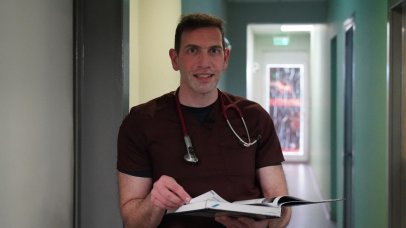 Project Happiness: Κρυώνουν ή όχι τα ζώα από τον Μάνο Βουγαζιανό Project Happiness: Κρυώνουν ή όχι τα ζώα από τον Μάνο Βουγαζιανό