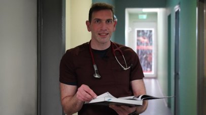 Project Happiness: Οι φυλές Κόκερ Σπάνιελ και Τζακ Ράσελ από τον Μάνο Βουγαζιανό Project Happiness: Οι φυλές Κόκερ Σπάνιελ και Τζακ Ράσελ από τον Μάνο Βουγαζιανό