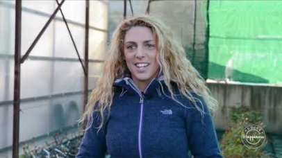 Project Happiness: Η τριανταφυλλιά και η φροντίδα της από την Μαρία Τσιαδή Project Happiness: Η τριανταφυλλιά και η φροντίδα της από την Μαρία Τσιαδή