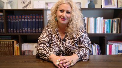 Project Happiness: Η εφηβική βία από την Μαρία Τσικουδή Καλαγκιά Project Happiness: Η εφηβική βία από την Μαρία Τσικουδή Καλαγκιά